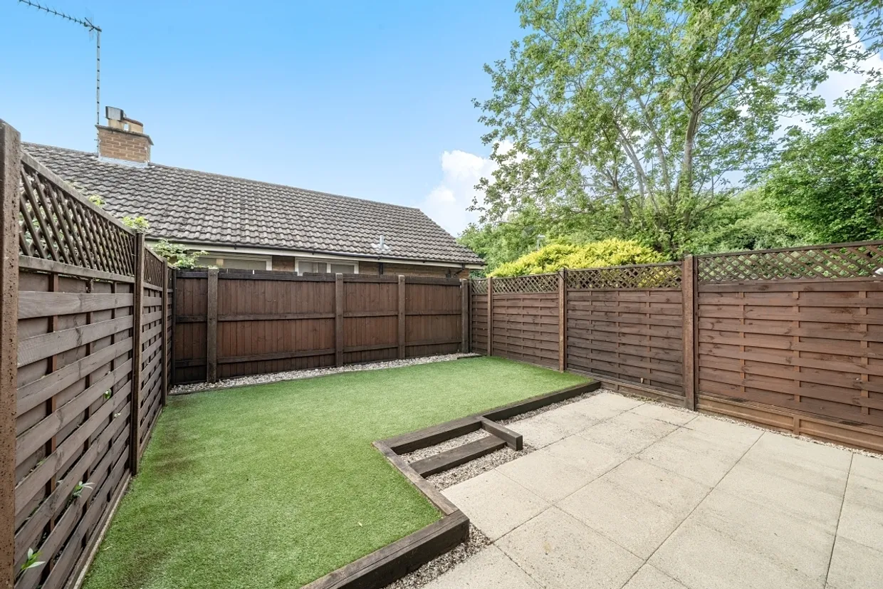 Sandfield Road Stratford-upon-Avon CV37 photo 2