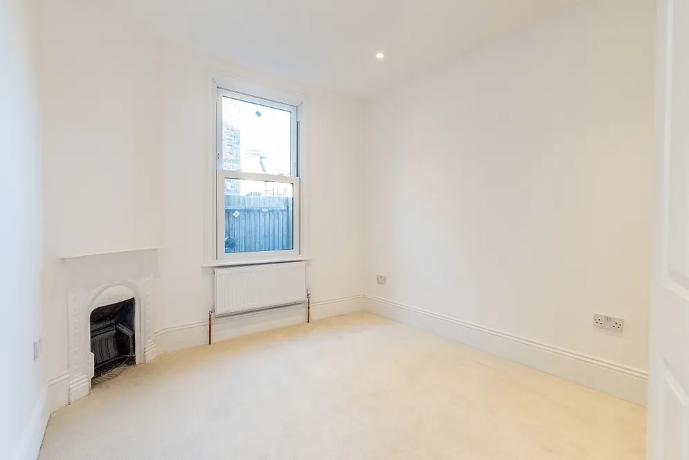 Yukon Road London SW12 photo 8