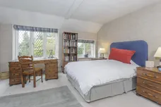 The Avenue, Bourne End, SL8 photo 14