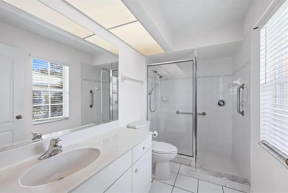 1720 Country Meadows Dr, Sarasota, FL 34235