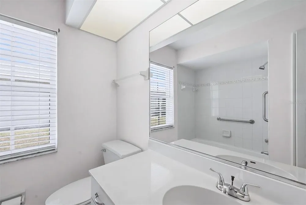 1720 Country Meadows Dr, Sarasota, FL 34235