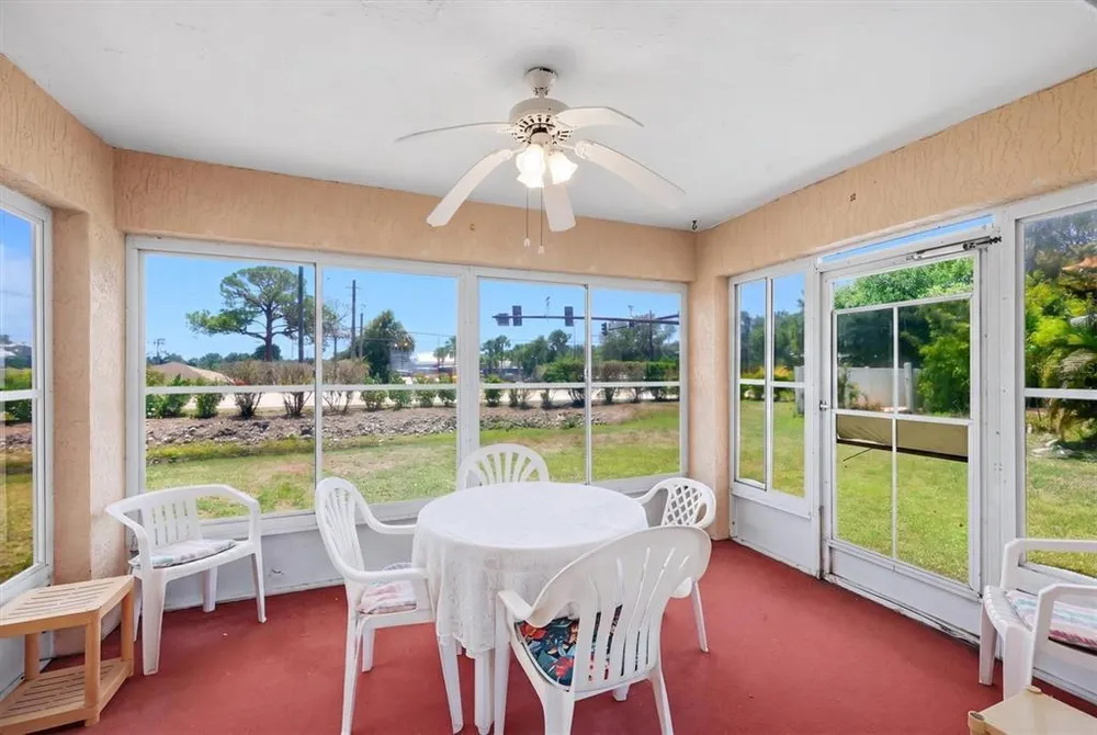 1720 Country Meadows Dr, Sarasota, FL 34235