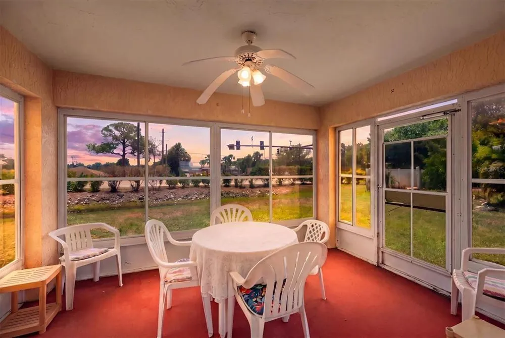 1720 Country Meadows Dr, Sarasota, FL 34235
