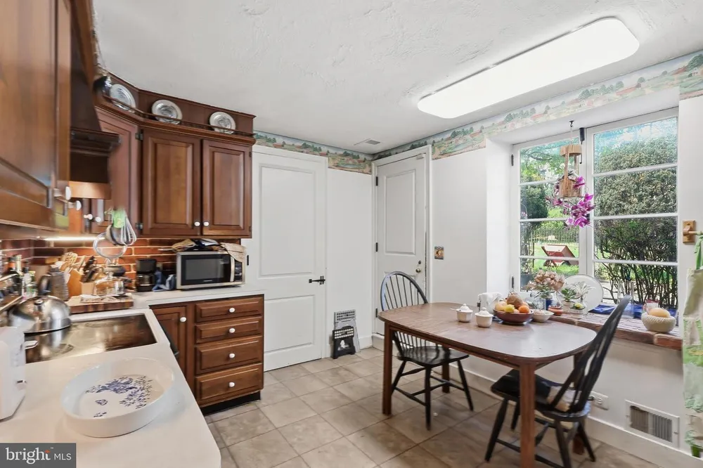 2622 Butler Pike, Plymouth Meeting, PA 19462