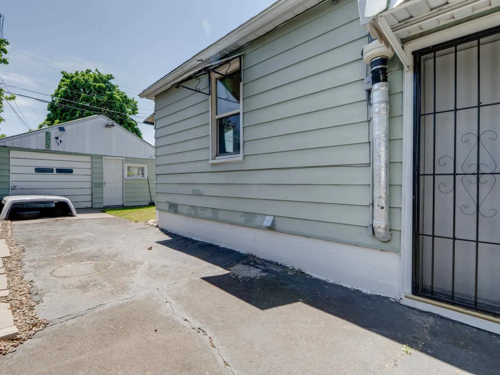 1418 E Rich Ave, Spokane, WA 99207