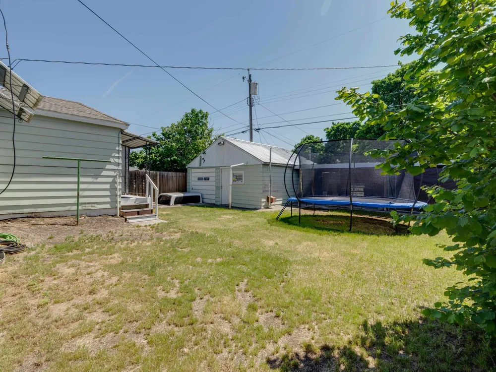1418 E Rich Ave, Spokane, WA 99207
