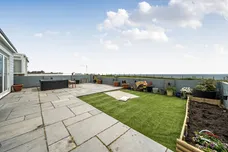 Neville Road Peacehaven BN10 photo 9