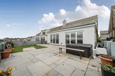 Neville Road Peacehaven BN10 photo 14