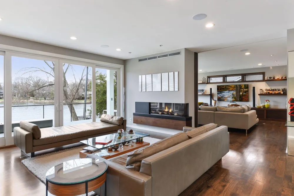 4812 Lakeview Dr, Edina, MN 55424