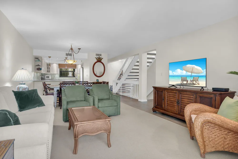 601 W Ocean Dr, Key Colony Beach, FL 33051