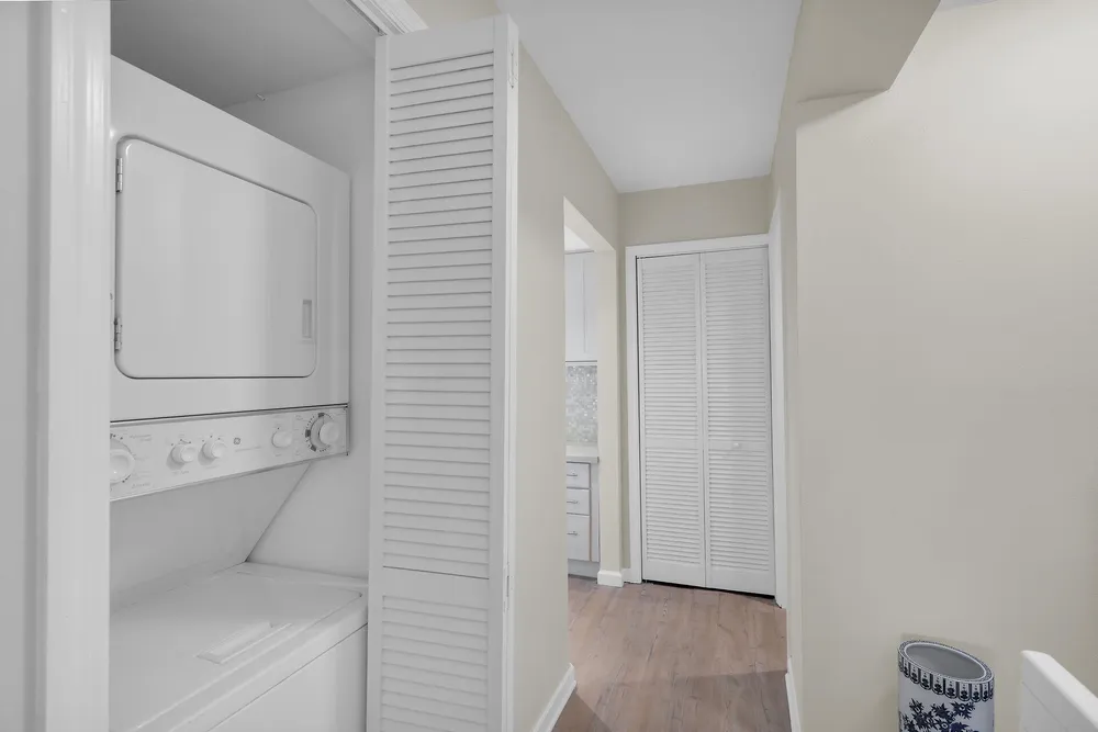 601 W Ocean Dr, Key Colony Beach, FL 33051