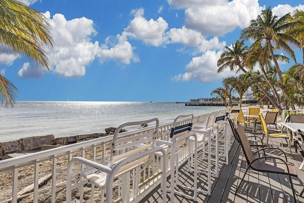 601 W Ocean Dr, Key Colony Beach, FL 33051