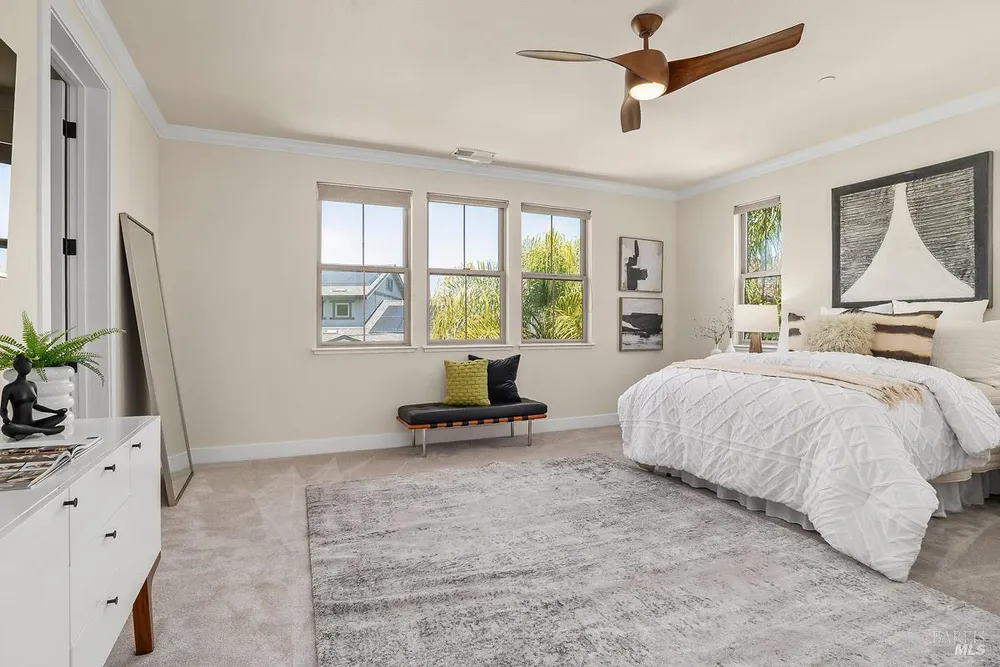 12 Avocet Ct, Novato, CA 94949