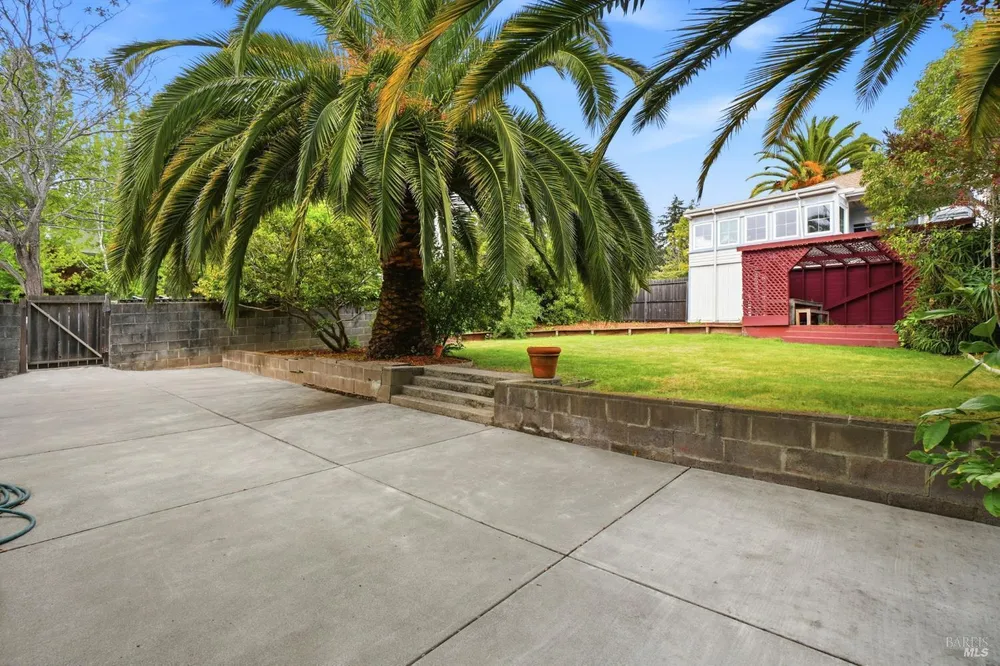 283 E Blithedale Ave, Mill Valley, CA 94941
