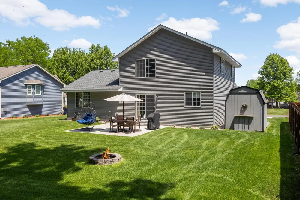 18911 Embers Ave, Farmington, MN 55024