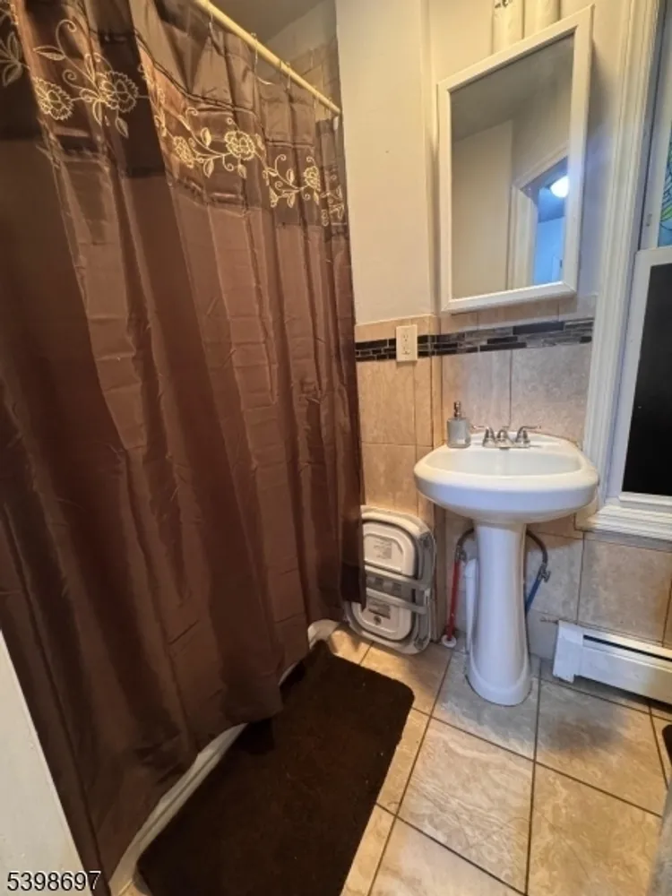 15 N 3rd St, Paterson, NJ 07522