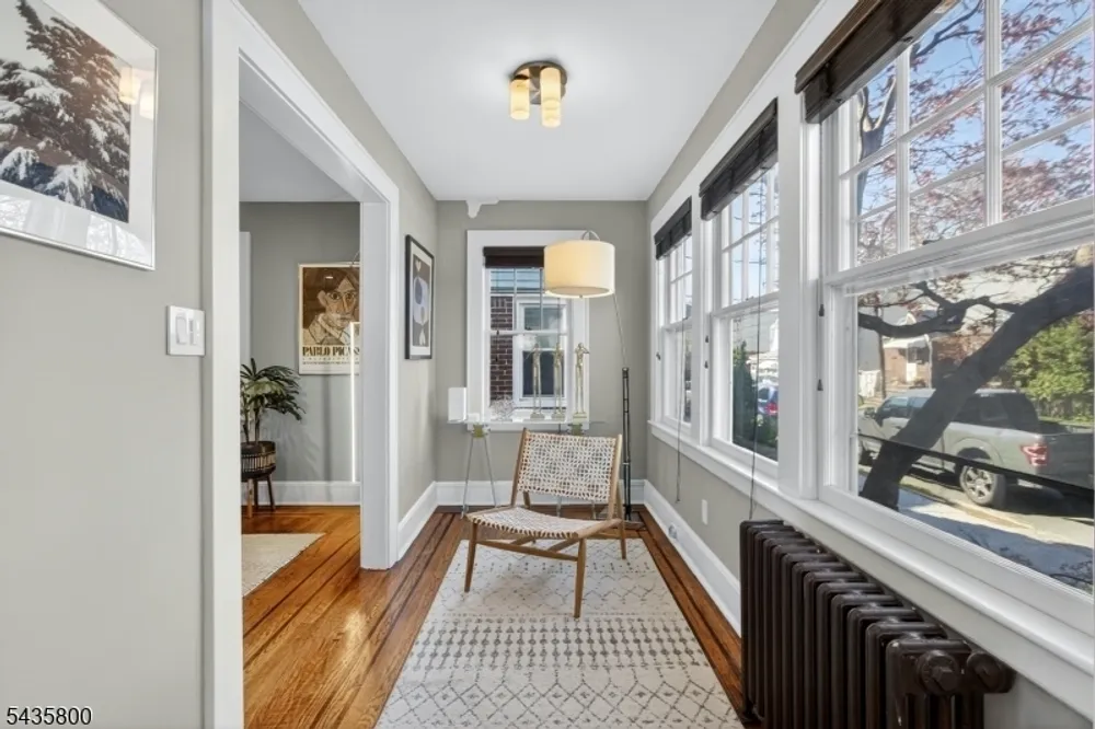 13 Front St, North Arlington, NJ 07031