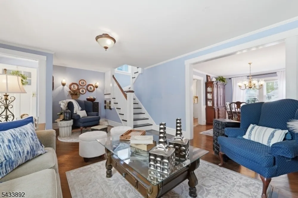 65 Carteret St, Bloomfield, NJ 07003