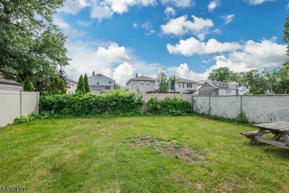 43 Fritz St, Bloomfield, NJ 07003