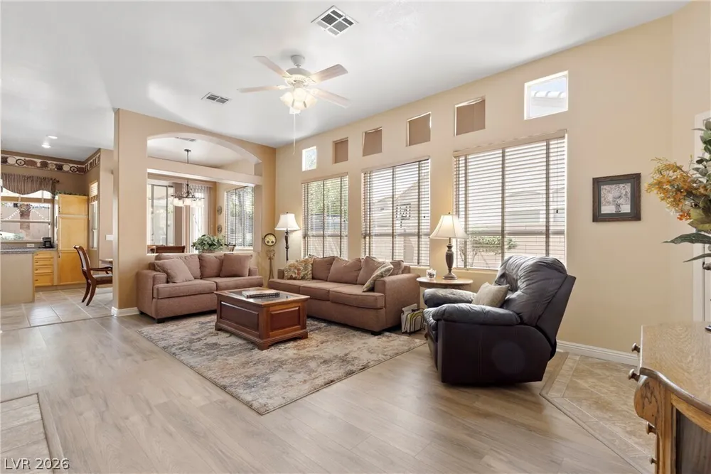3317 Tuscany Village Dr, Las Vegas, NV 89129