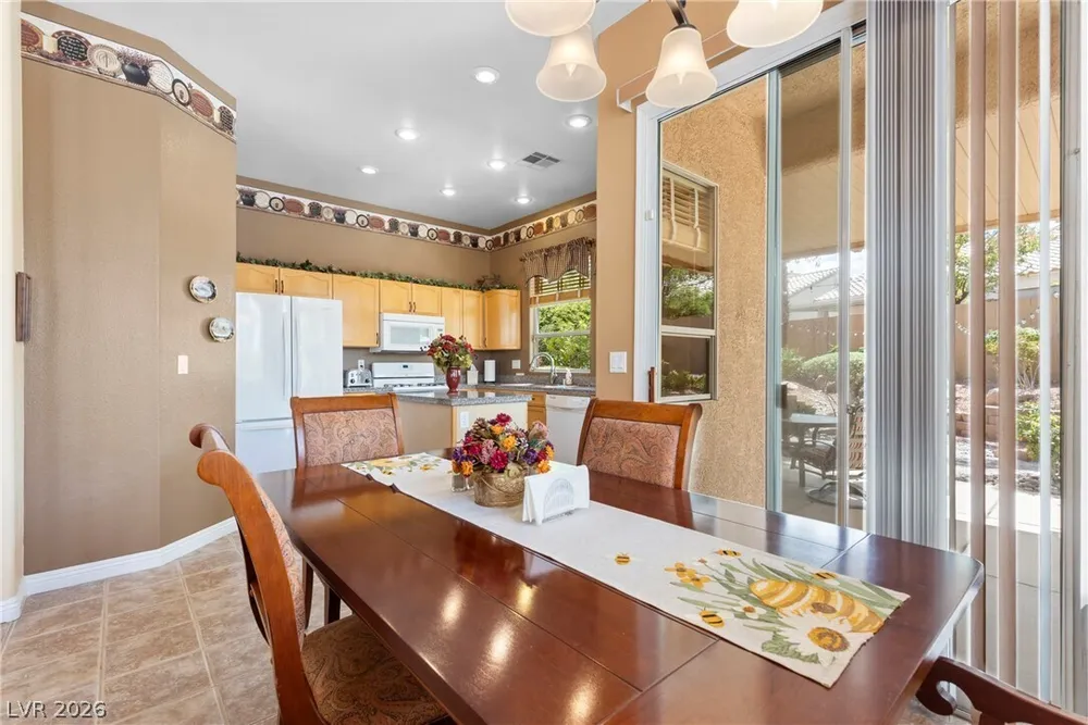 3317 Tuscany Village Dr, Las Vegas, NV 89129
