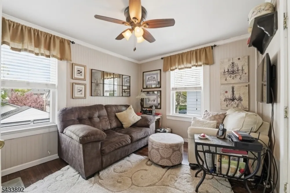 65 Carteret St, Bloomfield, NJ 07003