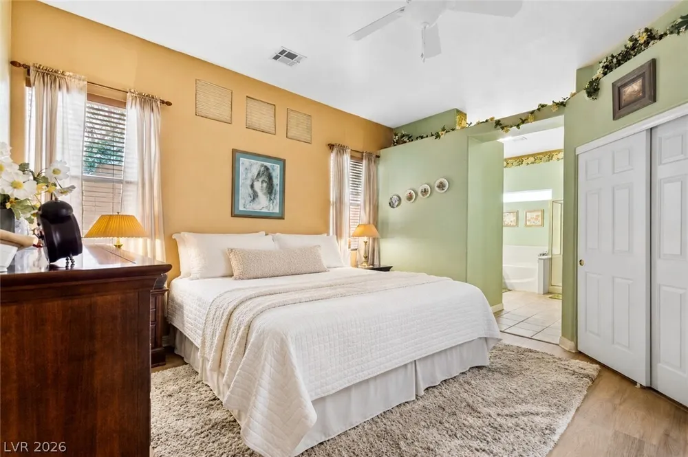 3317 Tuscany Village Dr, Las Vegas, NV 89129