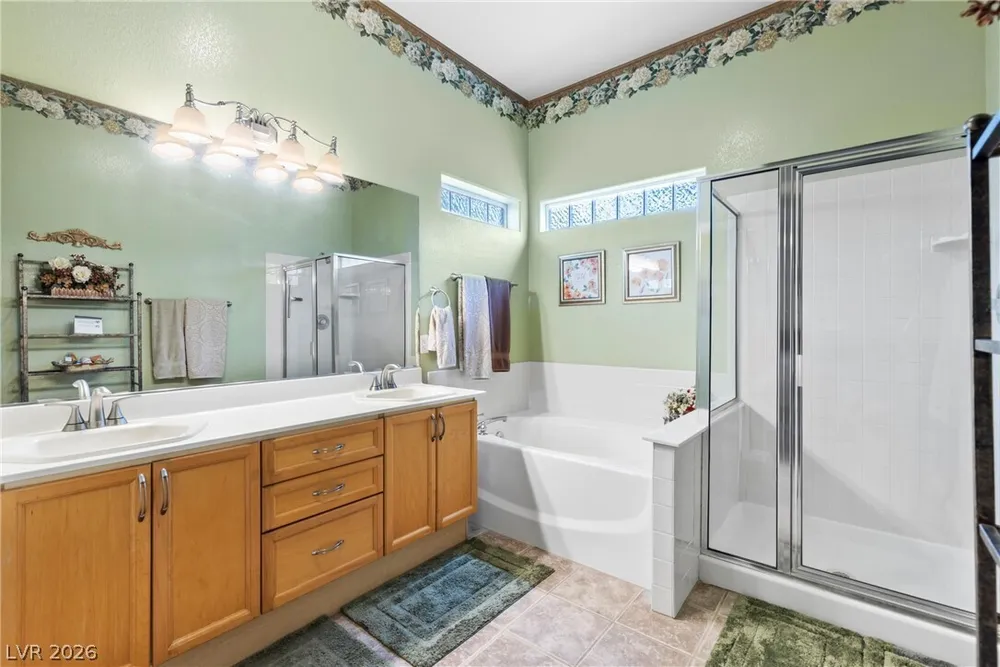 3317 Tuscany Village Dr, Las Vegas, NV 89129