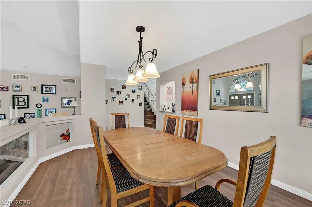 3905 Larkcrest St, Las Vegas, NV 89129