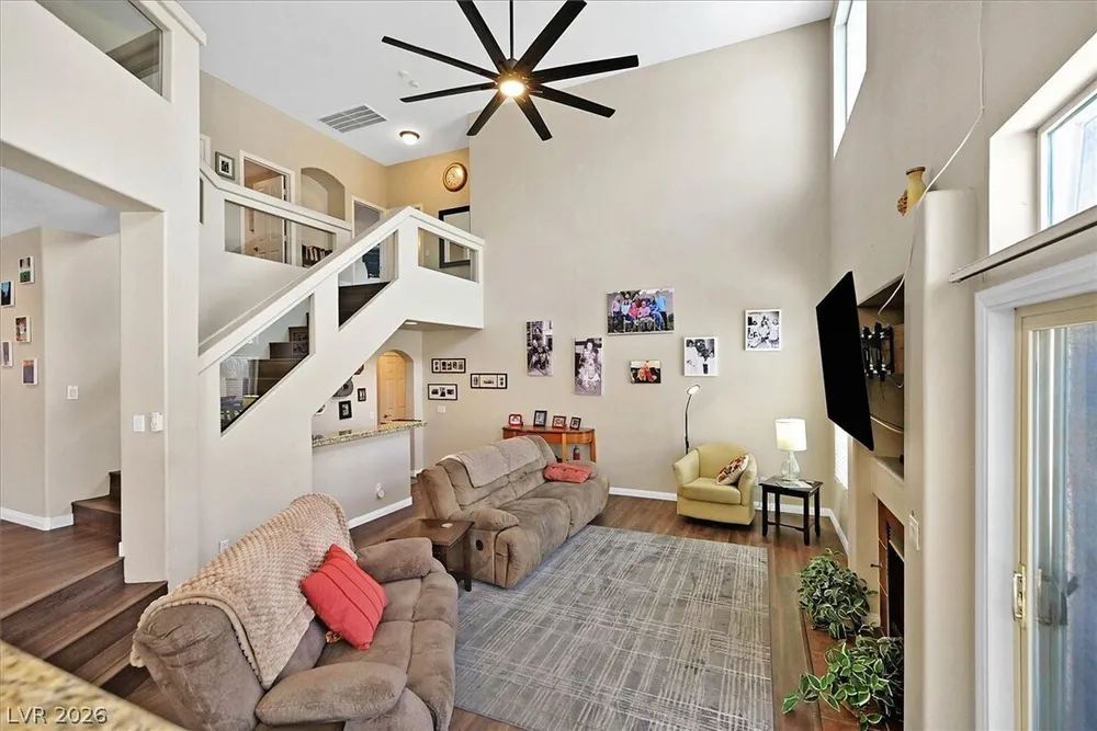 3905 Larkcrest St, Las Vegas, NV 89129