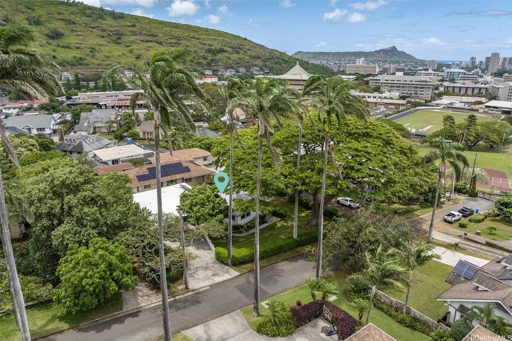 2417 Parker Pl, Honolulu, HI 96822