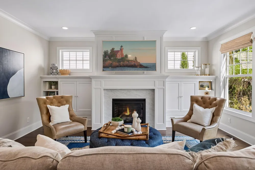 4535 W 56th St, Edina, MN 55424