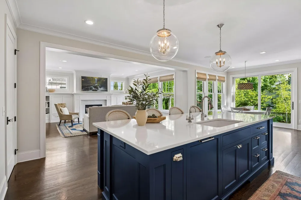 4535 W 56th St, Edina, MN 55424