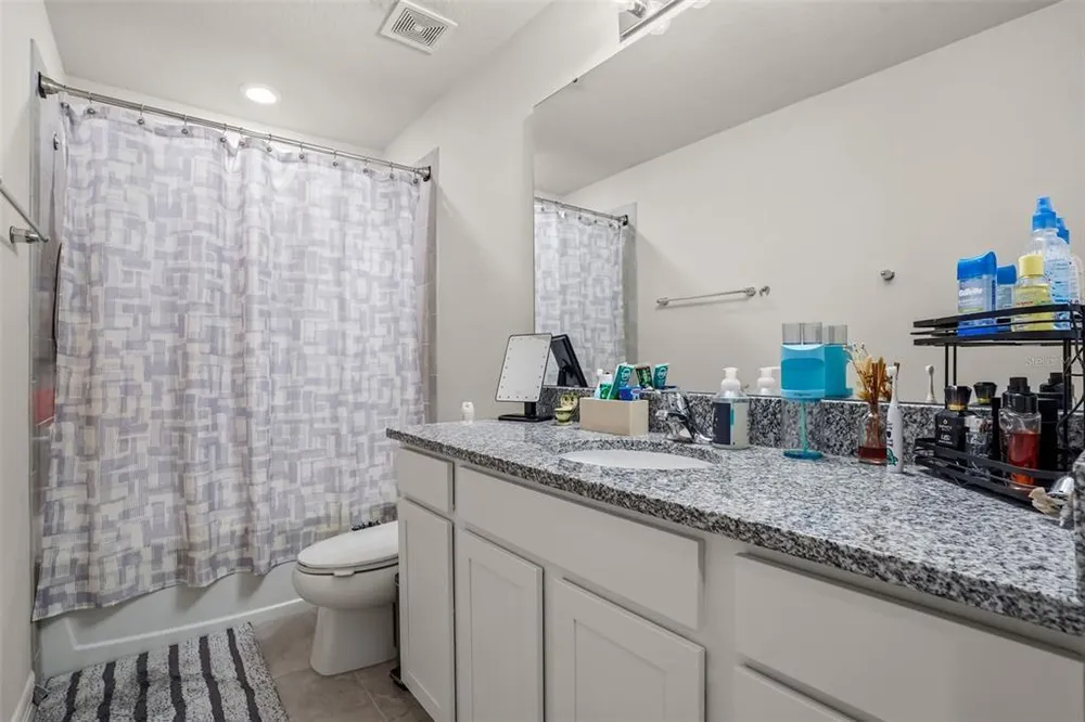 1217 Michelangelo Ln, Winter Haven, FL 33884