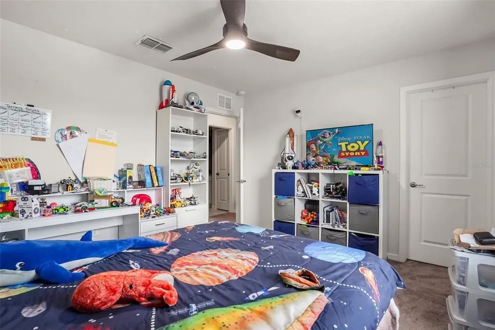 1217 Michelangelo Ln, Winter Haven, FL 33884