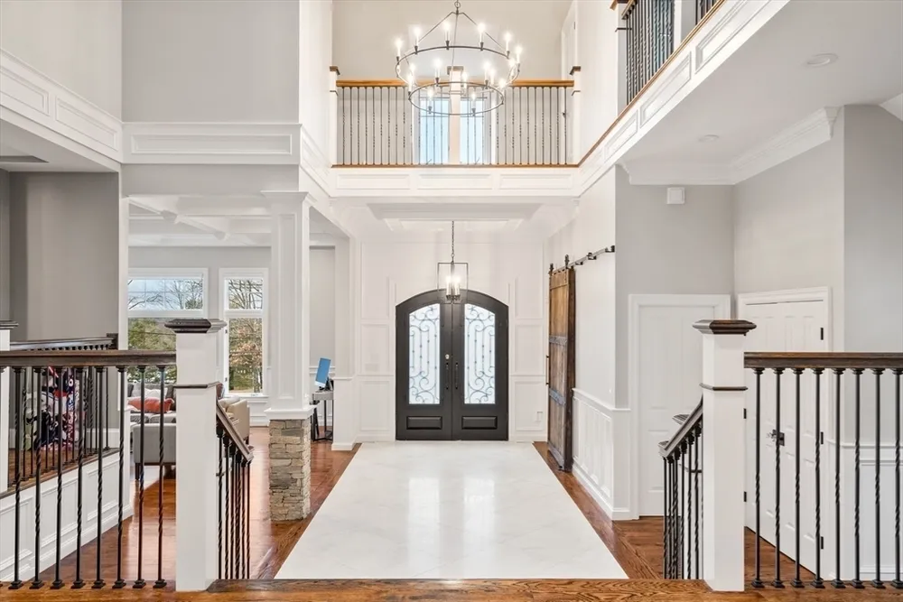 7 Schoolmaster Ln, Dedham, MA 02026