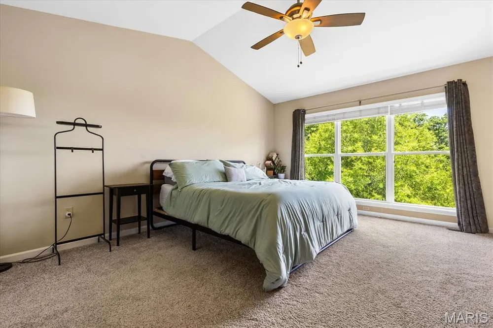 165 Carlton Point Dr, Wentzville, MO 63385