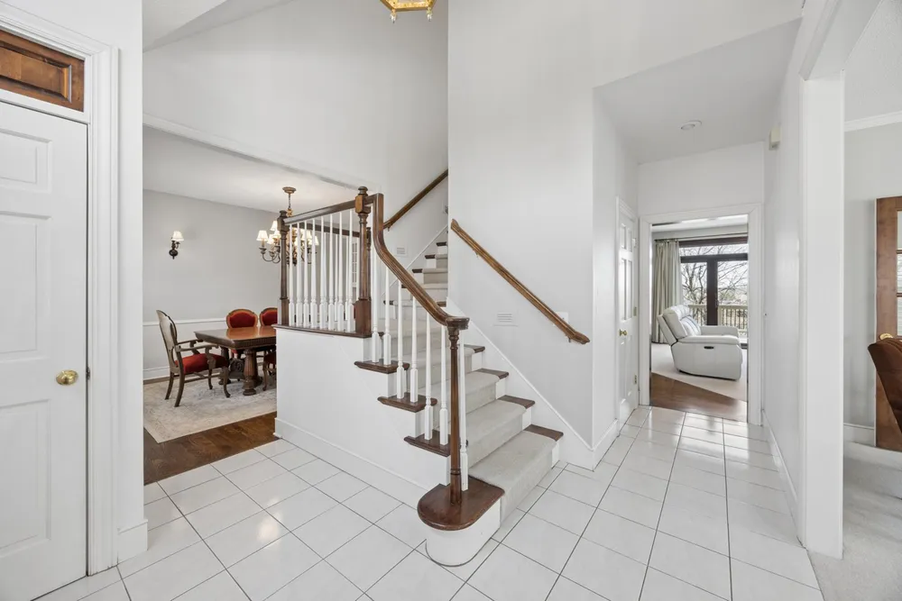6565 Cherokee Trail W, Eden Prairie, MN 55344