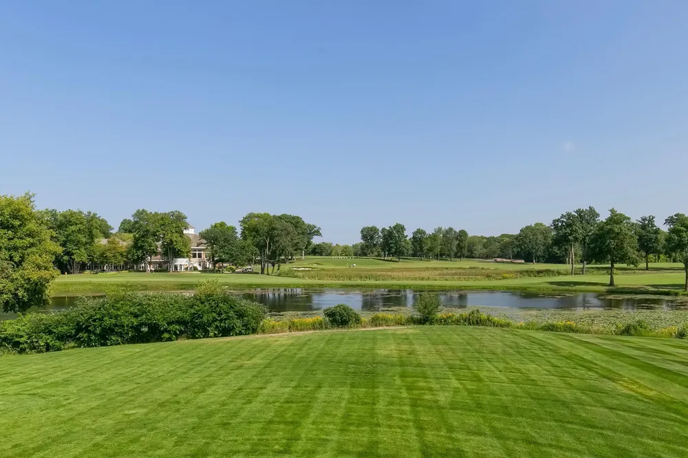 18355 Nicklaus Way, Eden Prairie, MN 55347