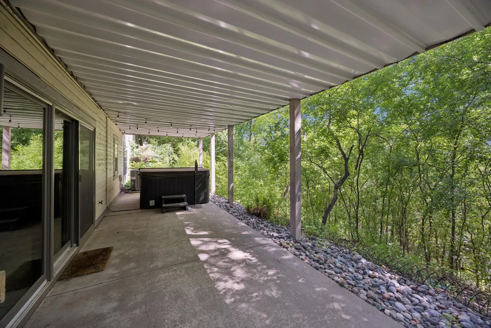 6565 Cherokee Trail W, Eden Prairie, MN 55344