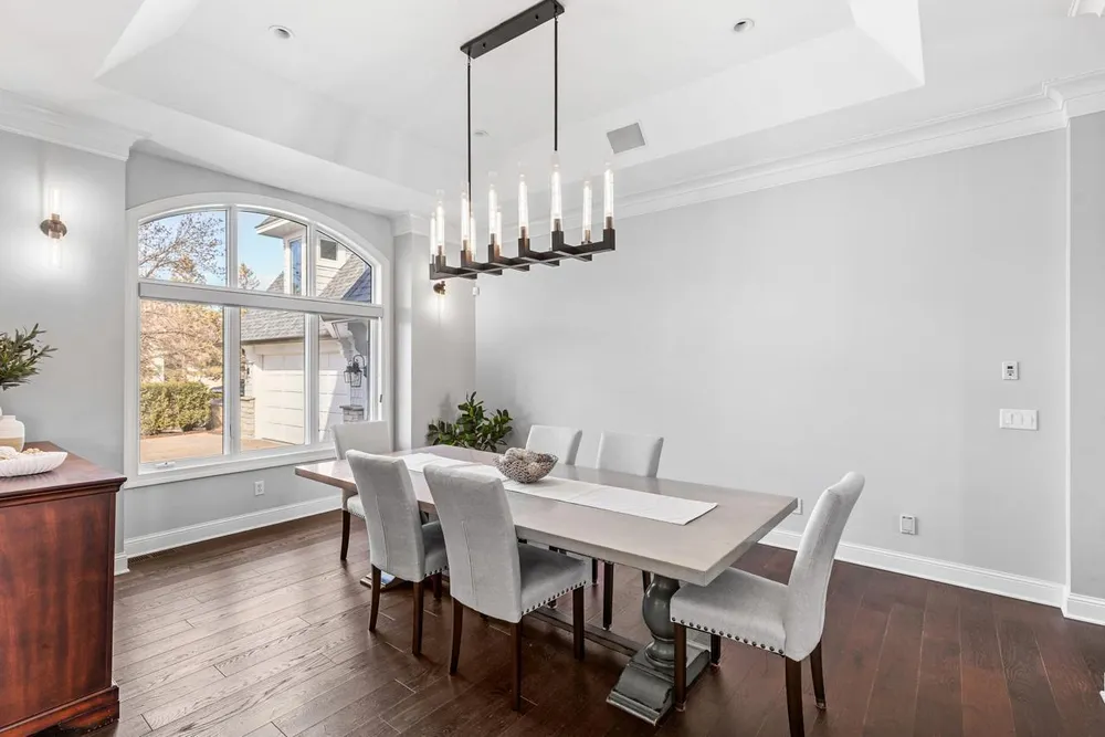 18355 Nicklaus Way, Eden Prairie, MN 55347