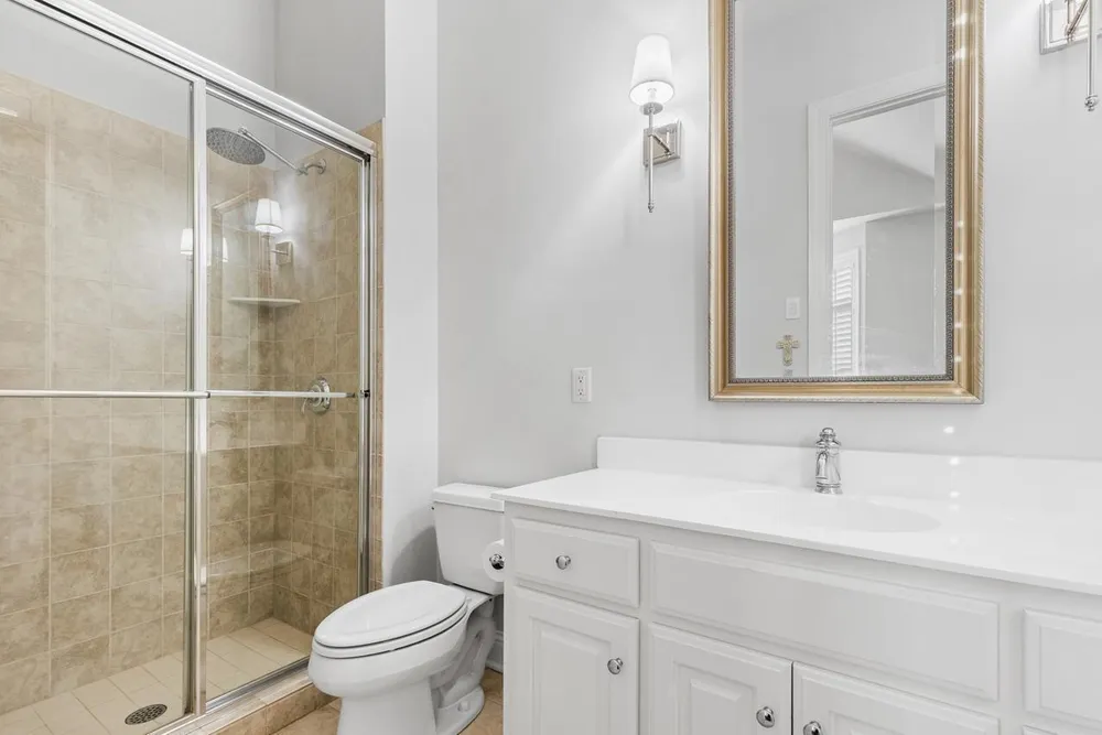 18355 Nicklaus Way, Eden Prairie, MN 55347
