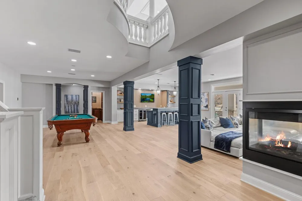 18355 Nicklaus Way, Eden Prairie, MN 55347