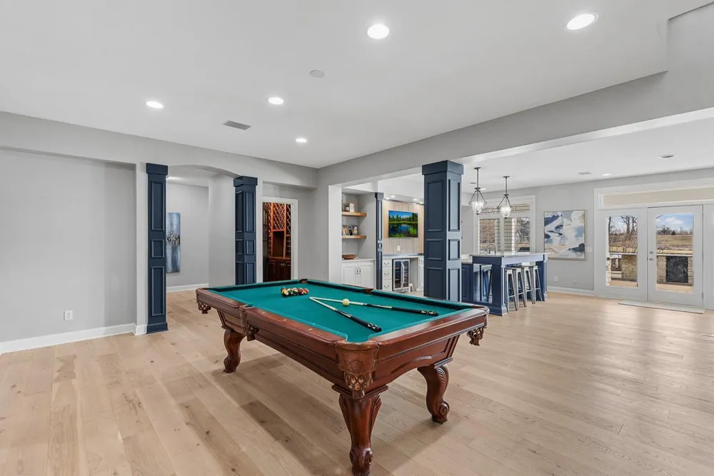 18355 Nicklaus Way, Eden Prairie, MN 55347