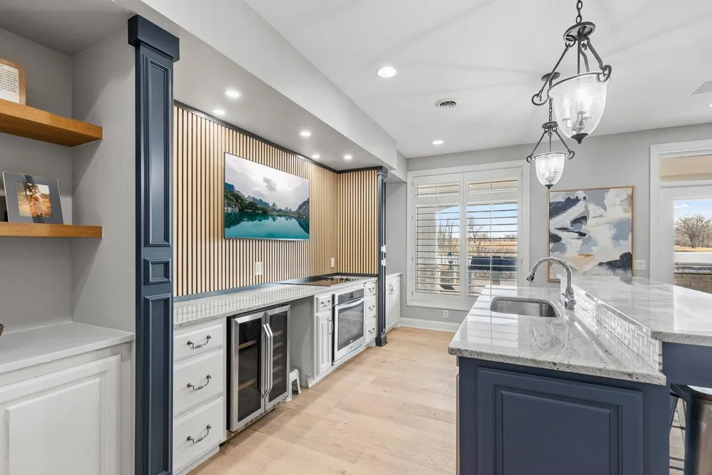 18355 Nicklaus Way, Eden Prairie, MN 55347
