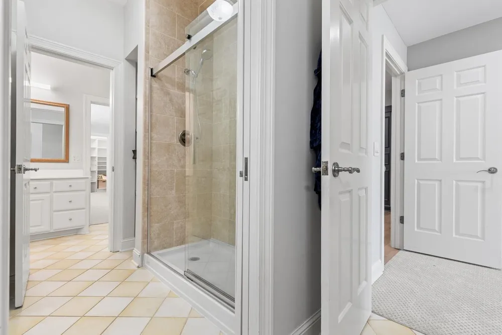 18355 Nicklaus Way, Eden Prairie, MN 55347