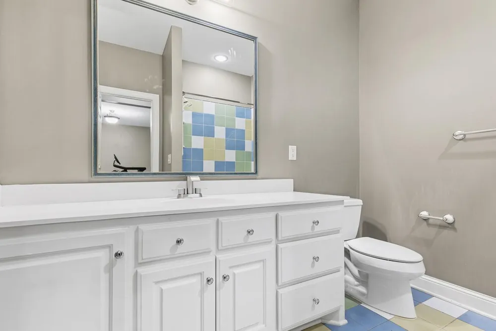 18355 Nicklaus Way, Eden Prairie, MN 55347