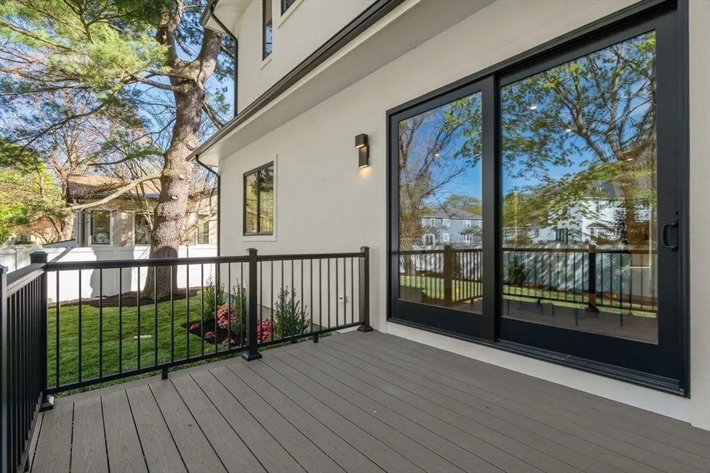 470 Quinobequin Rd, Newton, MA 02468