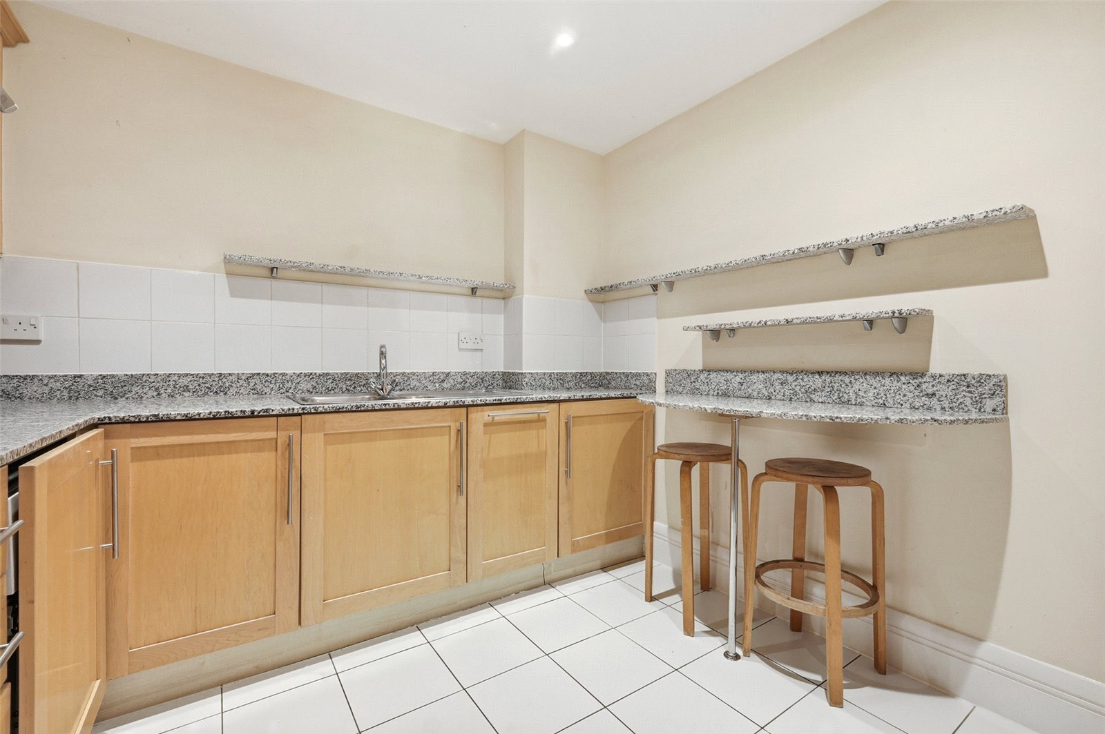 River View Heights, 27 Bermondsey Wall West, London, SE16 Image 13