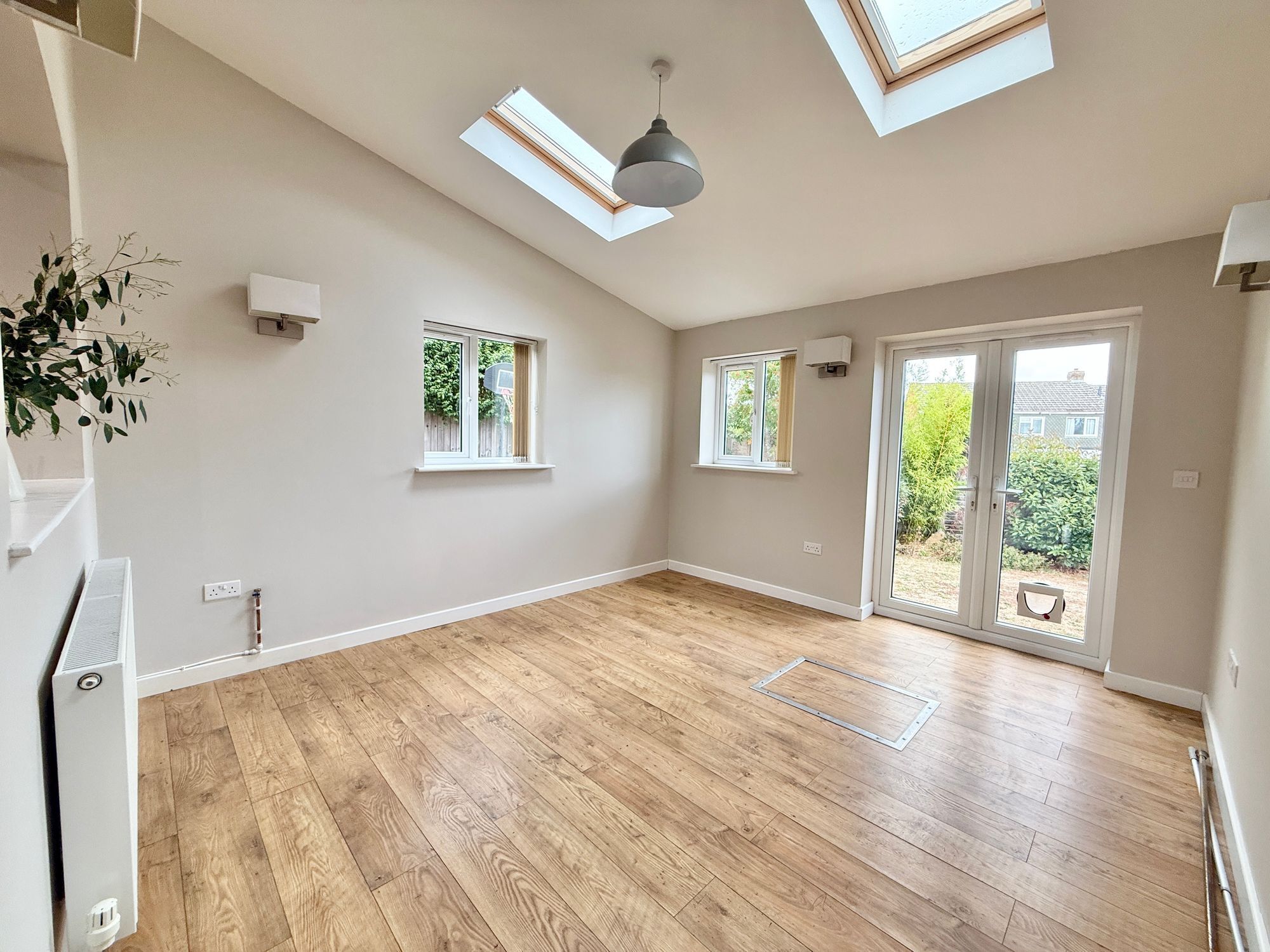 Claremont Drive, Taunton Image 4